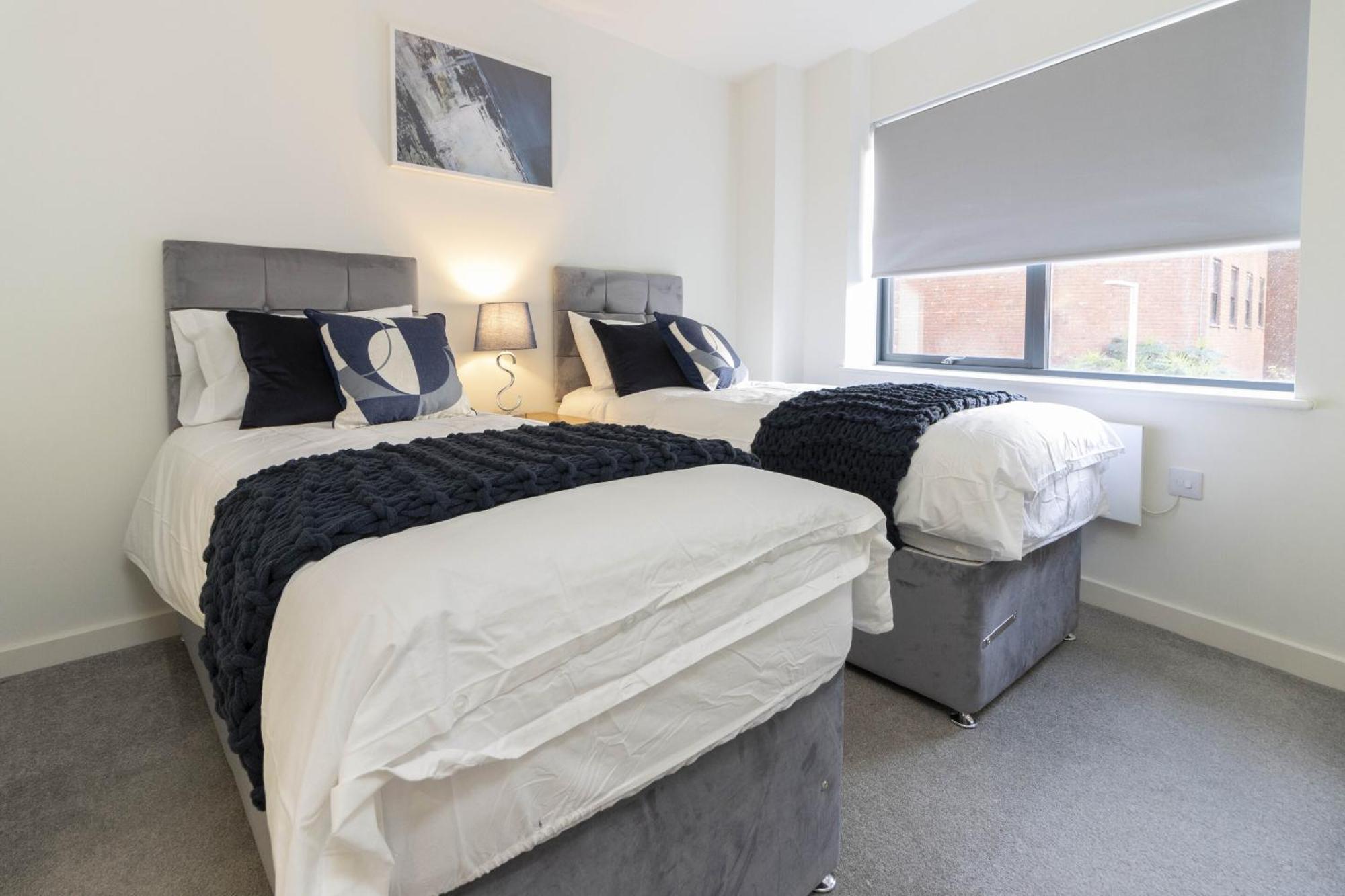 Linacre 11 - Modern 2 Bed Behind The Cathedral With Free Parking And Fast Wifi Apartment Ексетър Екстериор снимка