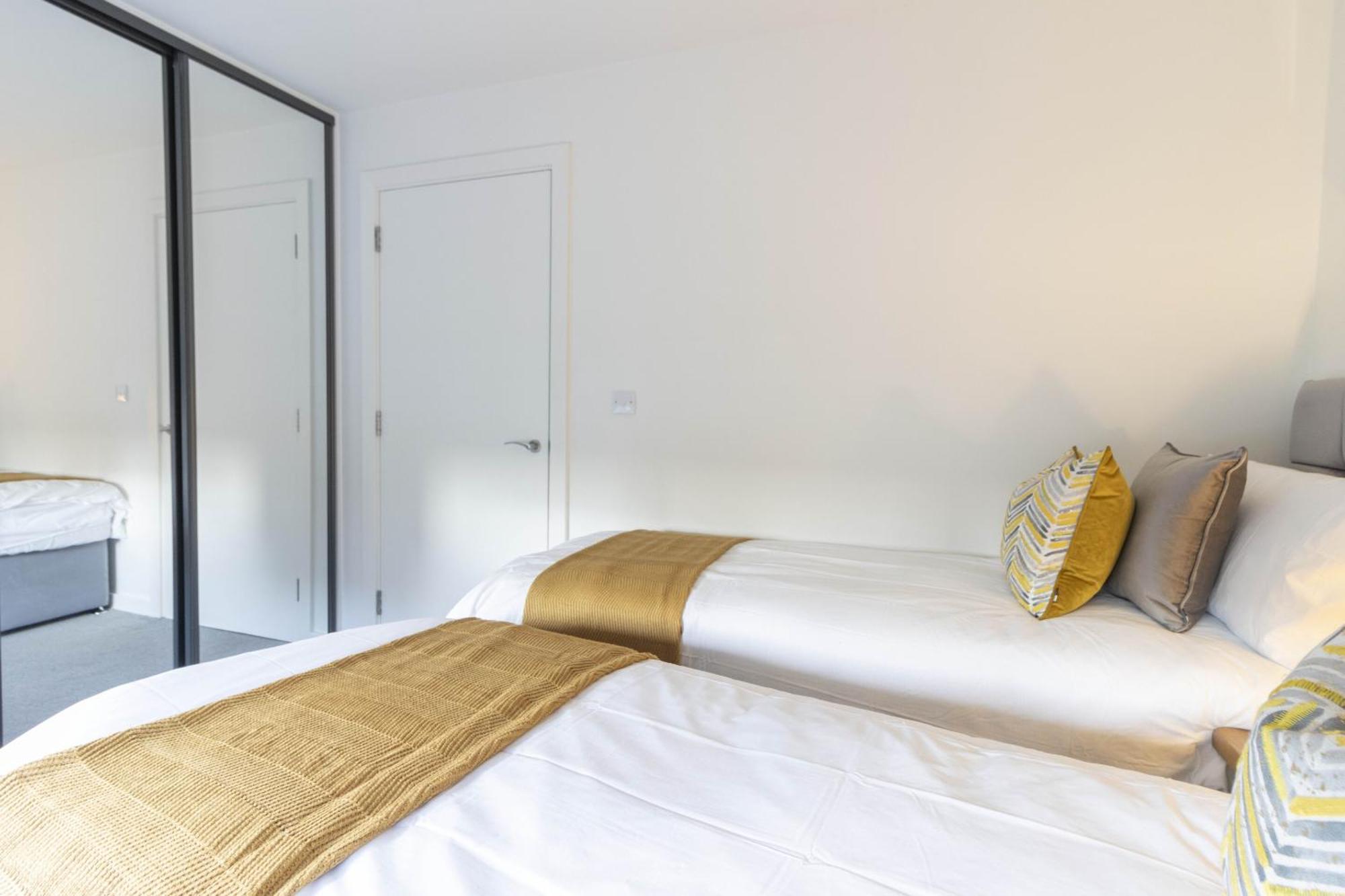 Linacre 11 - Modern 2 Bed Behind The Cathedral With Free Parking And Fast Wifi Apartment Ексетър Екстериор снимка