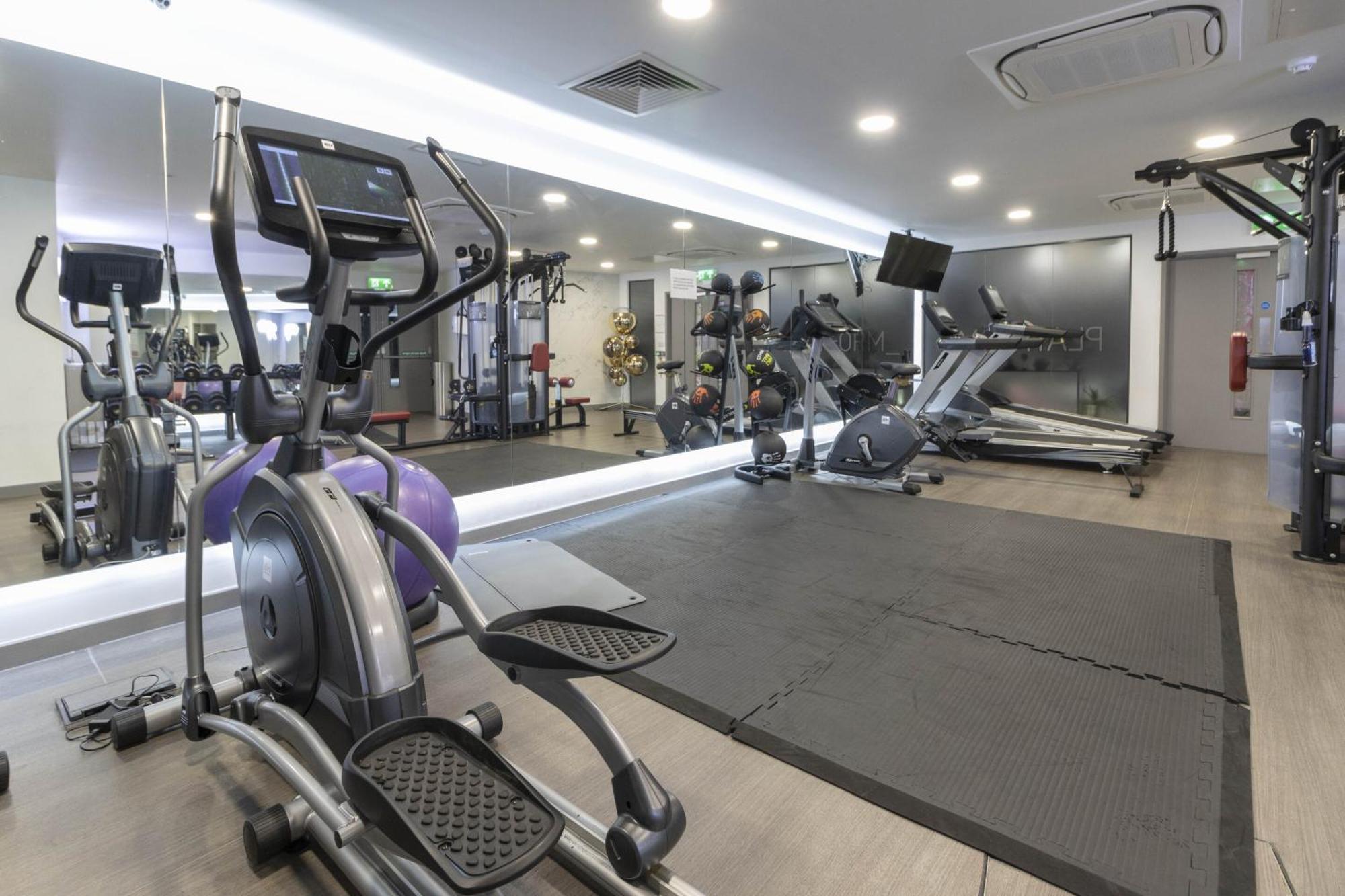 Linacre 11 - Modern 2 Bed Behind The Cathedral With Free Parking And Fast Wifi Apartment Ексетър Екстериор снимка
